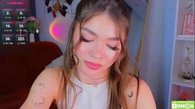 Image 7 of caroline_brown0 Stream on Chaturbate on 13 days ago