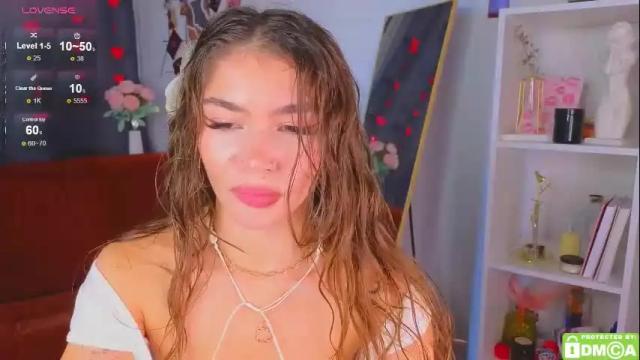 Image 10 of caroline_brown0 Stream on Chaturbate on 3 months ago