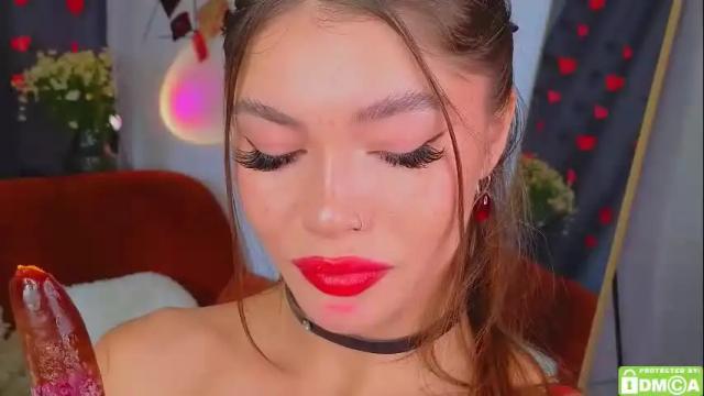 Image 2 of caroline_brown0 Stream on Chaturbate on 3 months ago