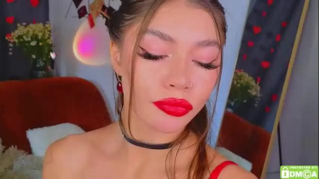 Image 4 of caroline_brown0 Stream on Chaturbate on 3 months ago