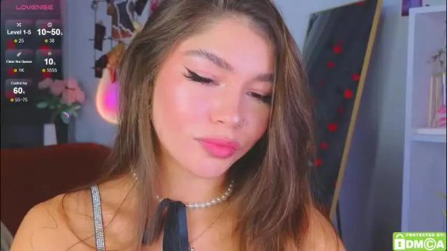 Thumbnail 1, caroline_brown0's Stream at Chaturbate, 2 months ago