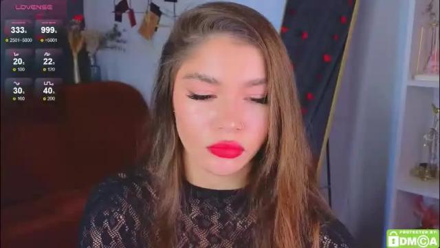 Image 12 of caroline_brown0 Stream on Chaturbate on 2 months ago