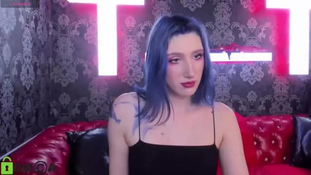 Image 2 of caroline_butt Stream on Chaturbate on 15 months ago