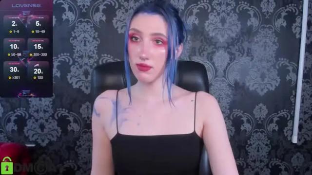Image 4 of caroline_butt Stream on Chaturbate on 14 months ago