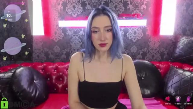 Image 8 of caroline_butt Stream on Chaturbate on 14 months ago