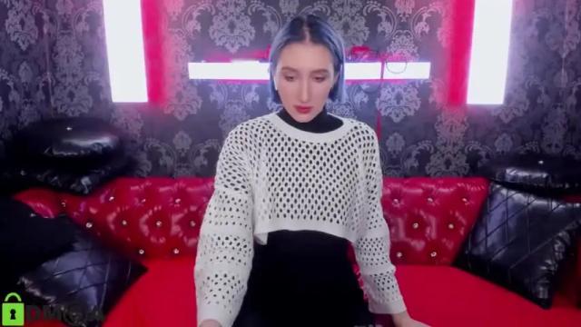 Image 4 of caroline_butt Stream on Chaturbate on 14 months ago