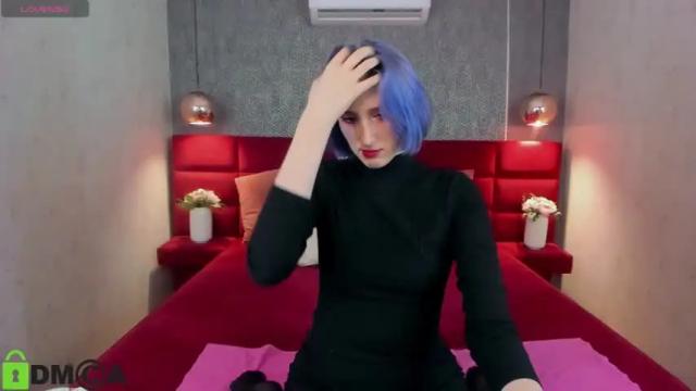 Image 2 of caroline_butt Stream on Chaturbate on 14 months ago
