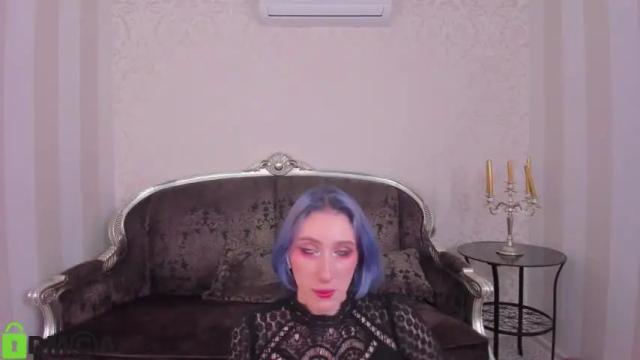 Image 6 of caroline_butt Stream on Chaturbate on 14 months ago