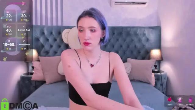 Image 11 of caroline_butt Stream on Chaturbate on 14 months ago