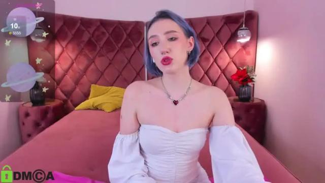 Image 7 of caroline_butt Stream on Chaturbate on 14 months ago