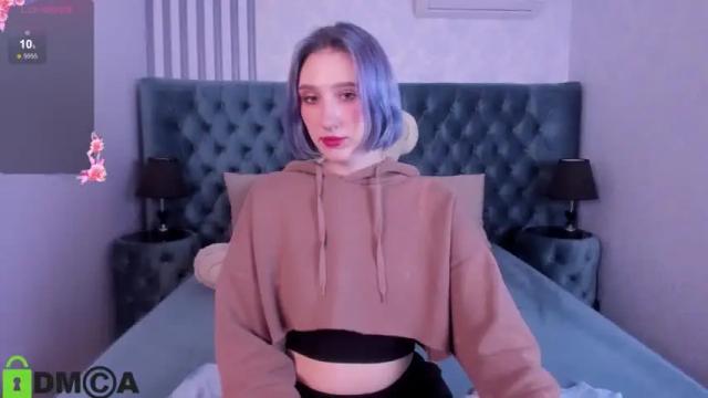 Image 10 of caroline_butt Stream on Chaturbate on 14 months ago