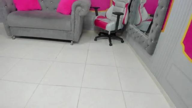 Image 11 of caroline_cutemilf_ Stream on Chaturbate on 18 months ago