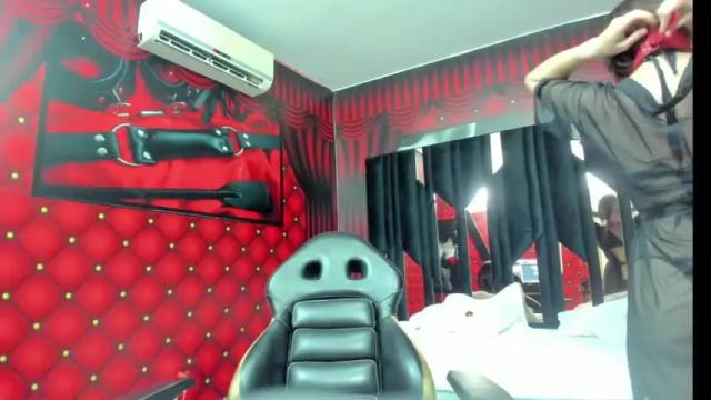 Image 3 of caroline_cutemilf_ Stream on Chaturbate on 20 months ago