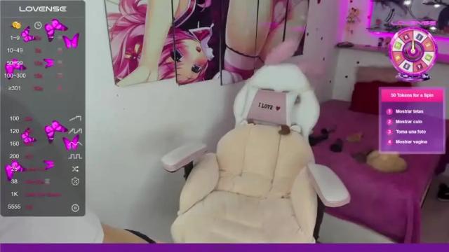 Image 8 of caroline_lenox Stream on Chaturbate on 13 months ago
