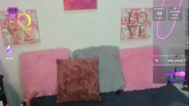 Image 10 of caroline_lenox Stream on Chaturbate on 1 month ago