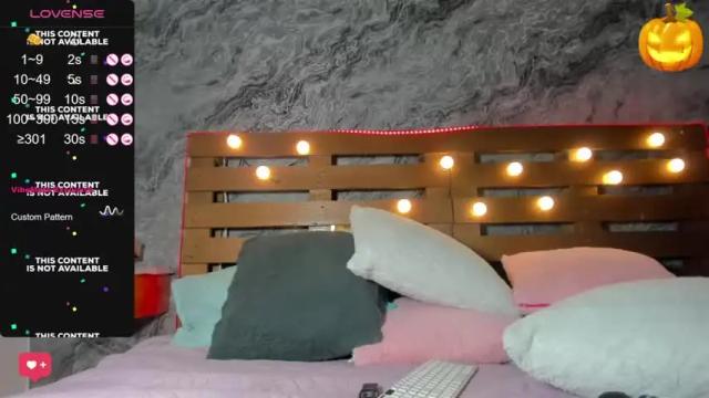 Image 6 of caroline_mendez_ Stream on Chaturbate on 20 months ago