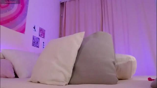 Thumbnail 1, carolineamber's Stream at Chaturbate, 1 month ago