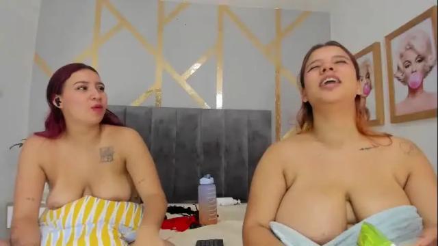 Image 3 of carolinee_torres Stream on Chaturbate on 1 month ago