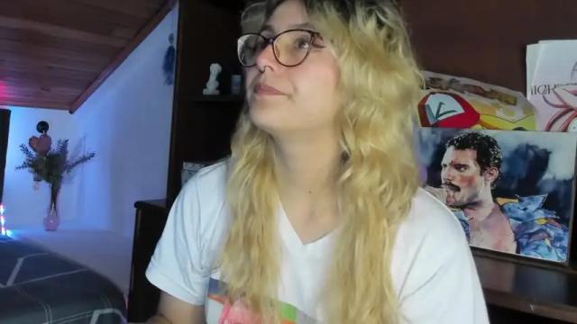 Thumbnail 1, carolinejones23's Stream at Chaturbate, 12 months ago