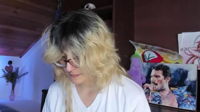 Image 11 of carolinejones23 Stream on Chaturbate on 12 months ago