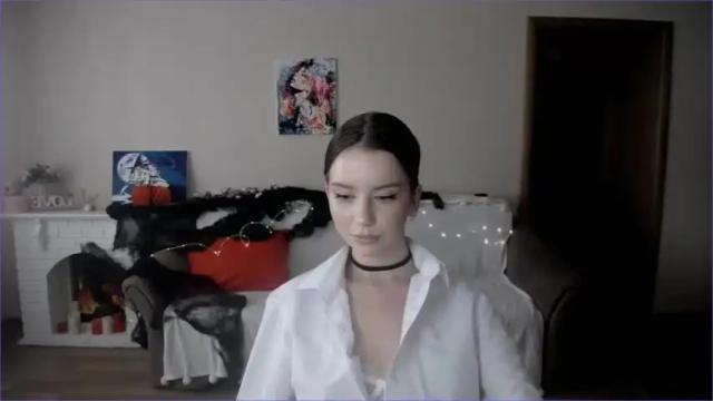 Image 3 of carolinelindberg Stream on Chaturbate on 19 months ago