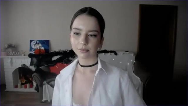Image 7 of carolinelindberg Stream on Chaturbate on 19 months ago