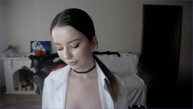 Image 8 of carolinelindberg Stream on Chaturbate on 19 months ago
