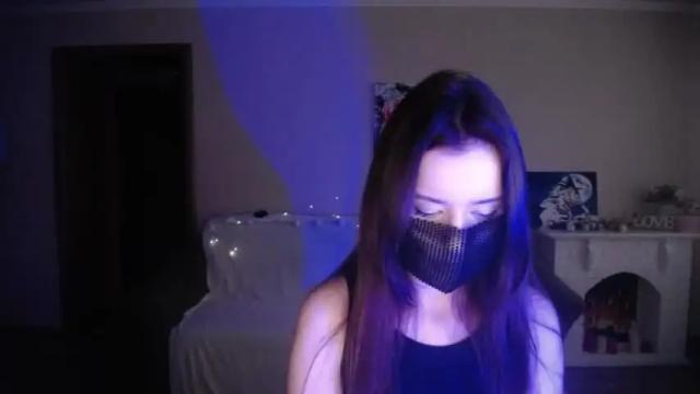 Image 6 of carolinelindberg Stream on Chaturbate on 19 months ago