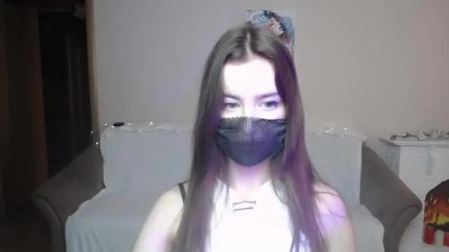 Image 11 of carolinelindberg Stream on Chaturbate on 19 months ago