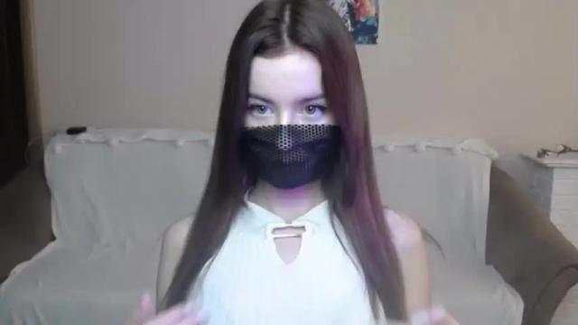 Image 4 of carolinelindberg Stream on Chaturbate on 19 months ago