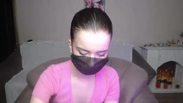Image 3 of carolinelindberg Stream on Chaturbate on 19 months ago