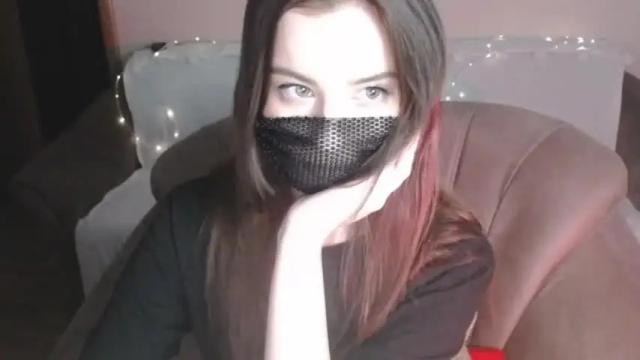 Image 11 of carolinelindberg Stream on Chaturbate on 19 months ago