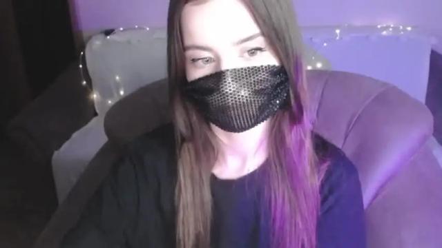 Image 6 of carolinelindberg Stream on Chaturbate on 19 months ago