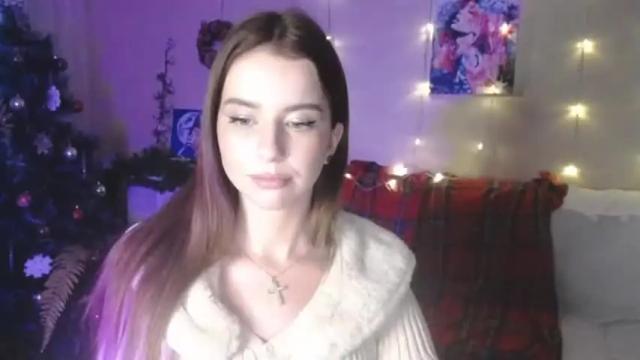 Image 10 of carolinelindberg Stream on Chaturbate on 18 months ago