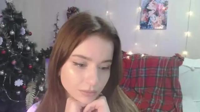 Image 6 of carolinelindberg Stream on Chaturbate on 18 months ago