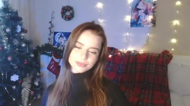 Image 11 of carolinelindberg Stream on Chaturbate on 18 months ago