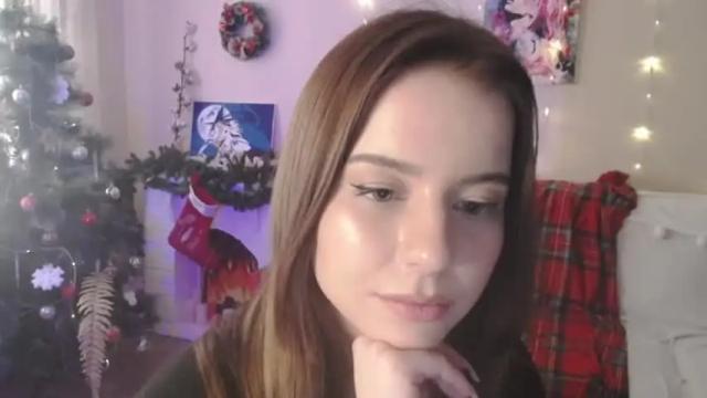 Image 7 of carolinelindberg Stream on Chaturbate on 18 months ago