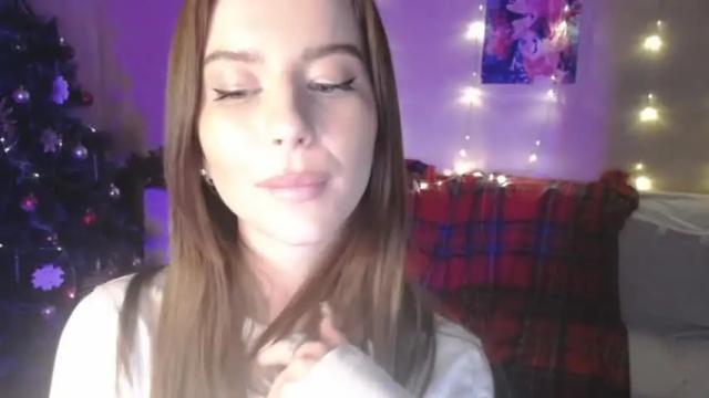 Image 10 of carolinelindberg Stream on Chaturbate on 18 months ago