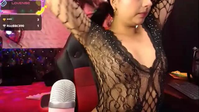 Image 11 of carolinescoth_dl Stream on Chaturbate on 1 month ago