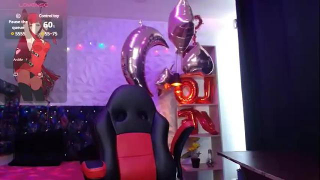 Image 2 of carolinescoth_dl Stream on Chaturbate on 1 month ago