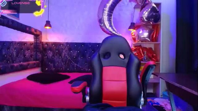 Thumbnail 1, carolinescoth_dl's Stream at Chaturbate, 1 month ago