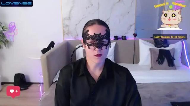 Image 3 of carolinestill Stream on Chaturbate on 25 months ago