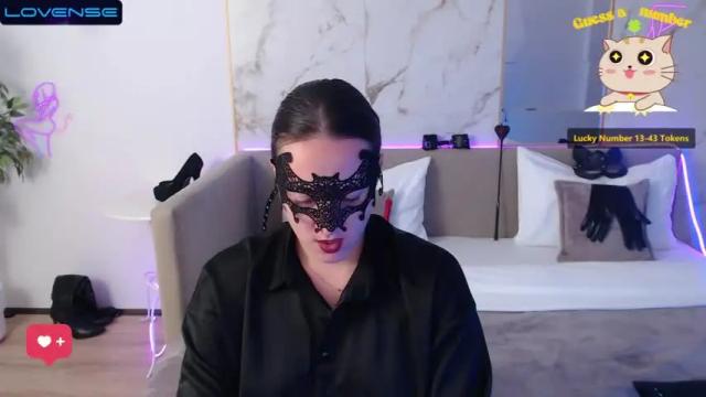 Image 4 of carolinestill Stream on Chaturbate on 25 months ago