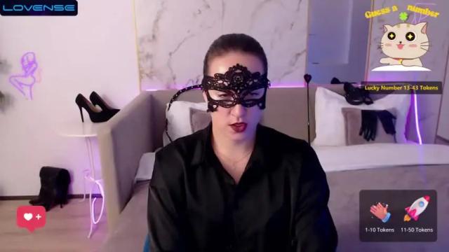 Image 12 of carolinestill Stream on Chaturbate on 25 months ago