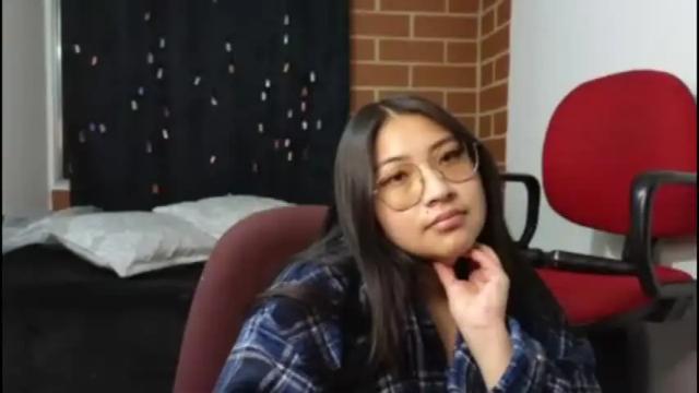 Image 4 of caroll_luna Stream on Chaturbate on 20 months ago