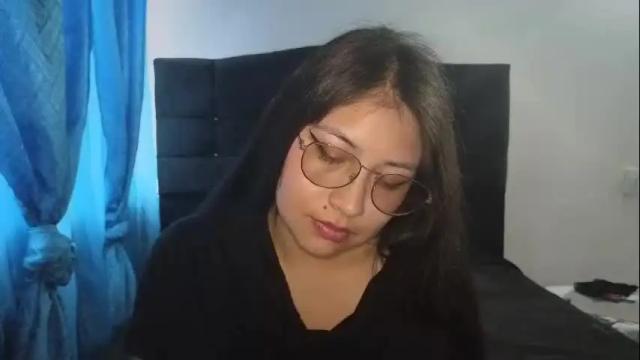 Image 2 of caroll_luna Stream on Chaturbate on 2 months ago