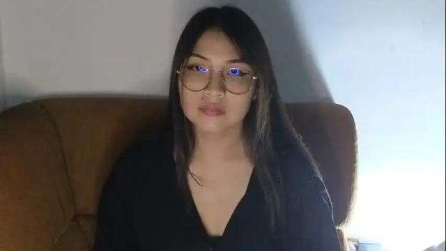 Image 3 of caroll_luna Stream on Chaturbate on 1 month ago