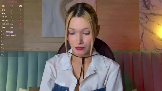 Thumbnail 1, carolreeves's Stream at Chaturbate, 25 days ago