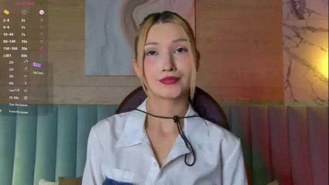 Image 4 of carolreeves Stream on Chaturbate on 1 month ago