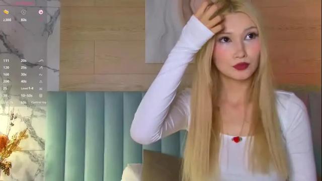 Image 3 of carolreeves Stream on Chaturbate on 9 days ago